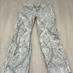Tilly's Gray Camouflage Print Women’s Jeans